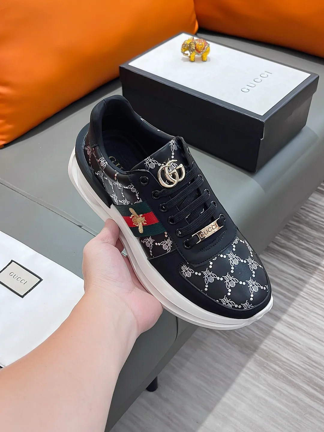 Men's shoes GUCCI "Gucci" P460 Regular size: 38-44 (casual shoes) Product materials: Selected cowhide upper, soft sheepskin lining; original outsole.